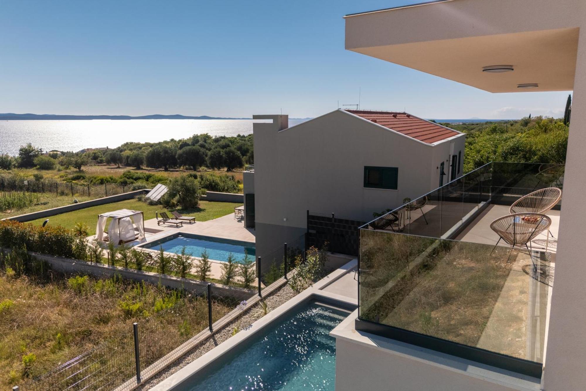 La Vista E Bella Villa Kozino